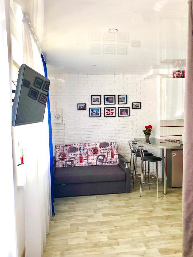 Apartment Studio London 2 Irpin Exterior photo